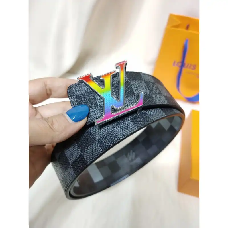 LV s Belte 19XIA0021
