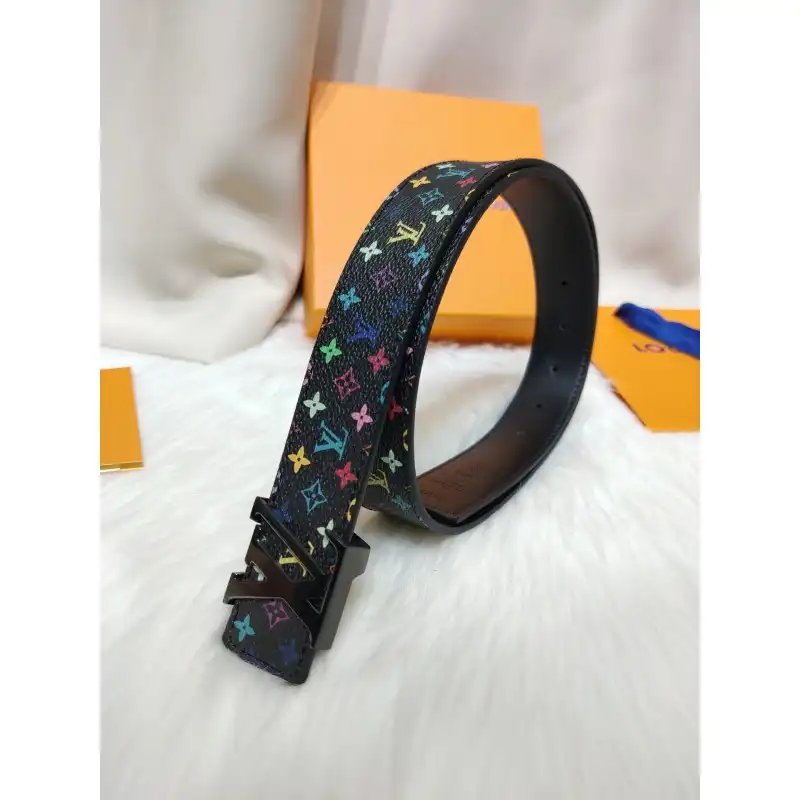 LV s Belte 19XIA0055