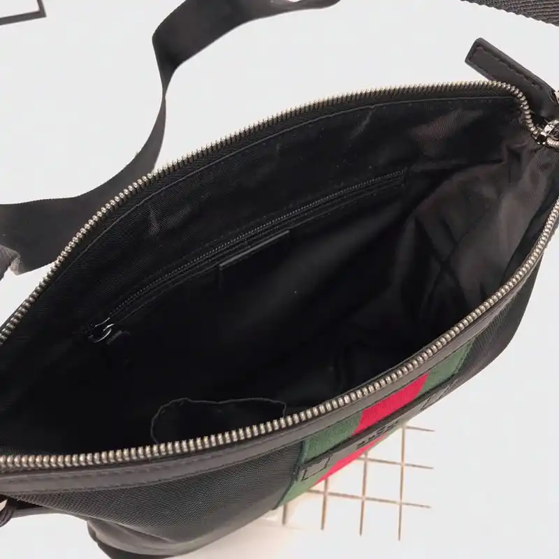 G*u*i bags 20b570170