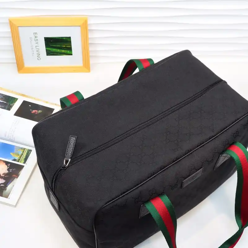 G*u*i s bags 2108dj0030