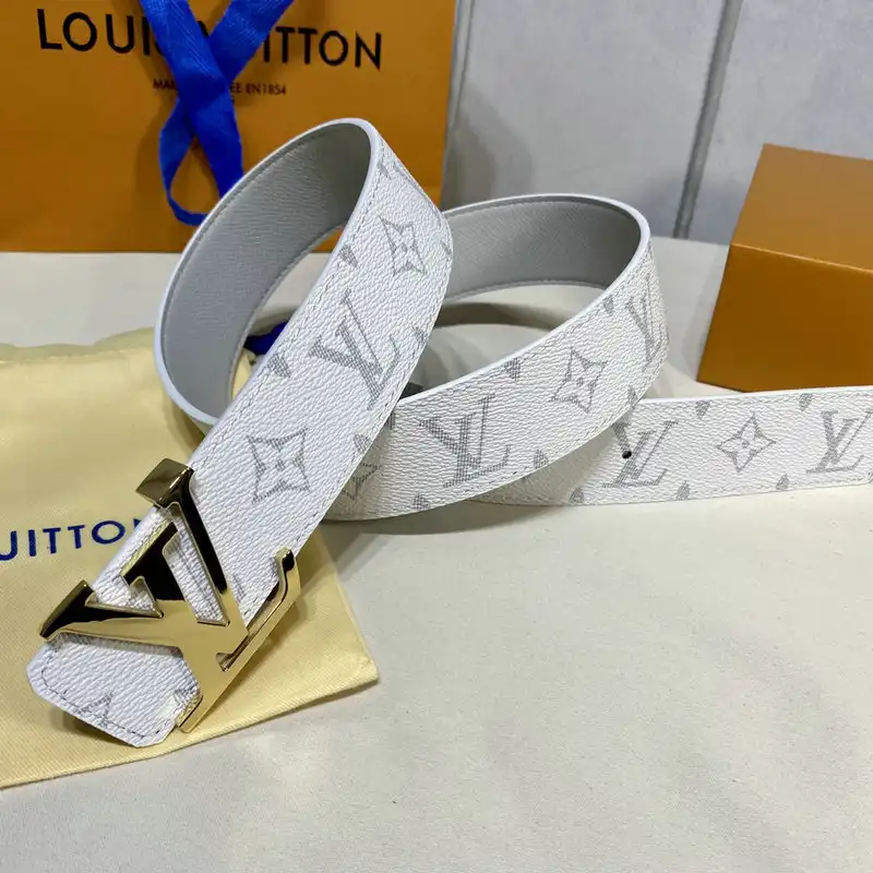 LV Belts 2111XA0034