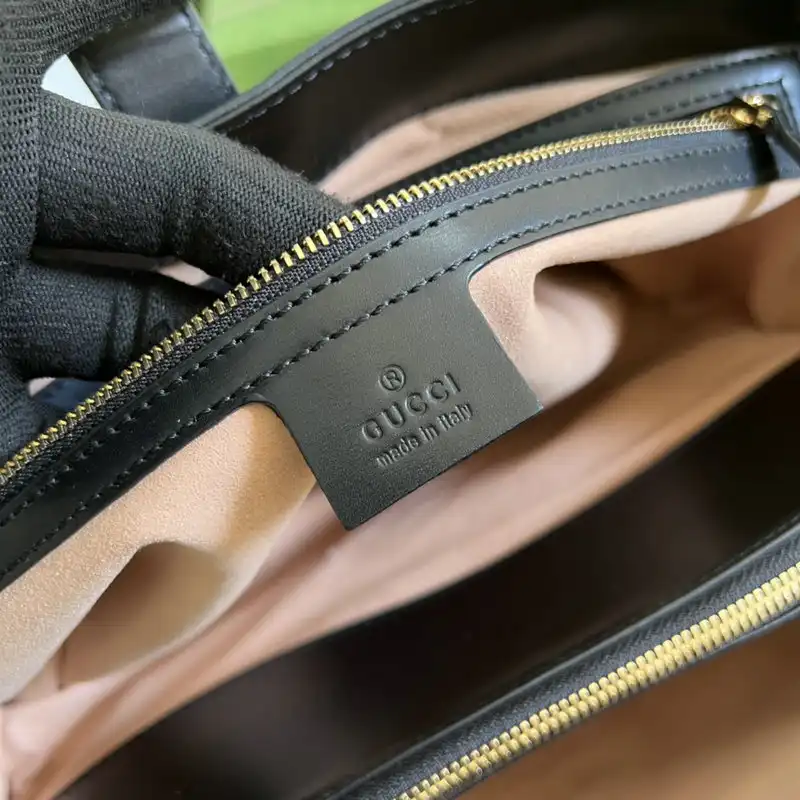 G*u*i bag 2112ya0049