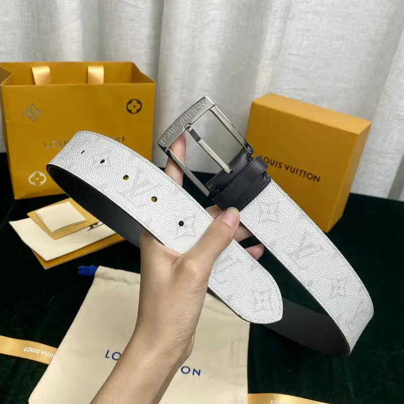 LV Belts 2201XA0020