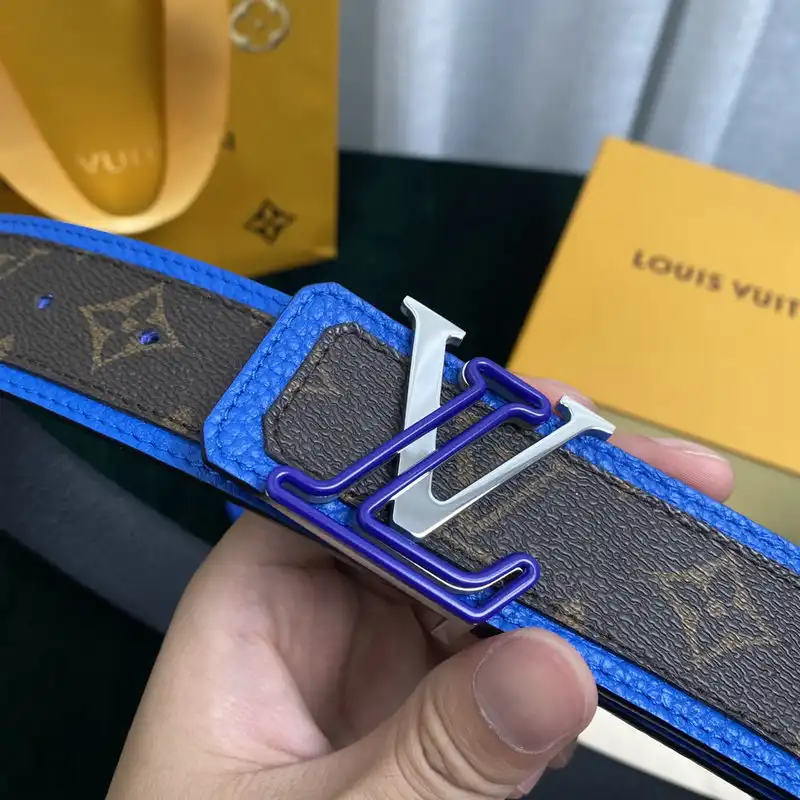 LV Belts 2204XA0075