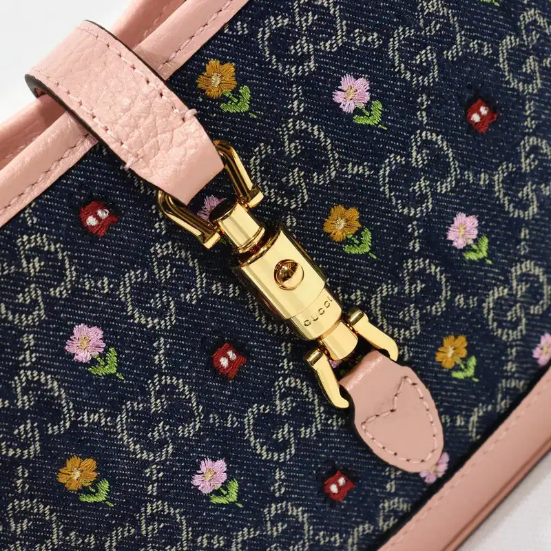 G*u*i bag 2206dj0057