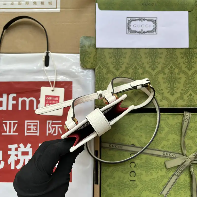 G*u*i bag 2207ya0019