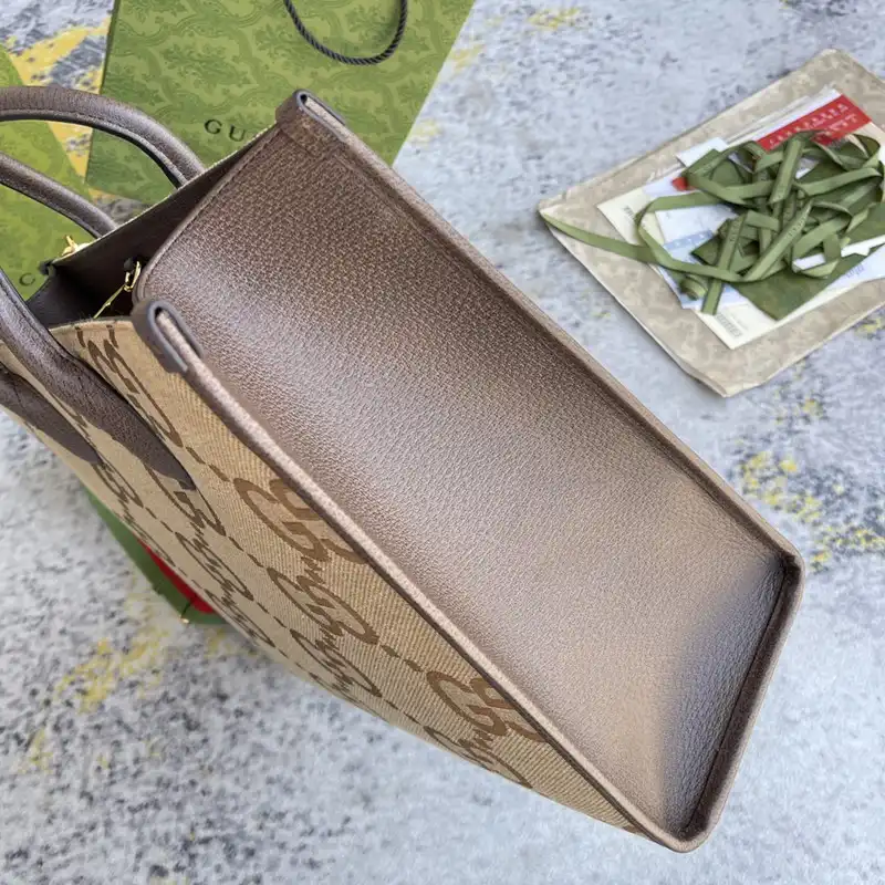 G*u*i bag 2210dj0022