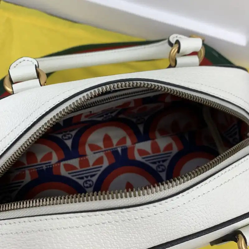 G*u*i bag 2210ya0142