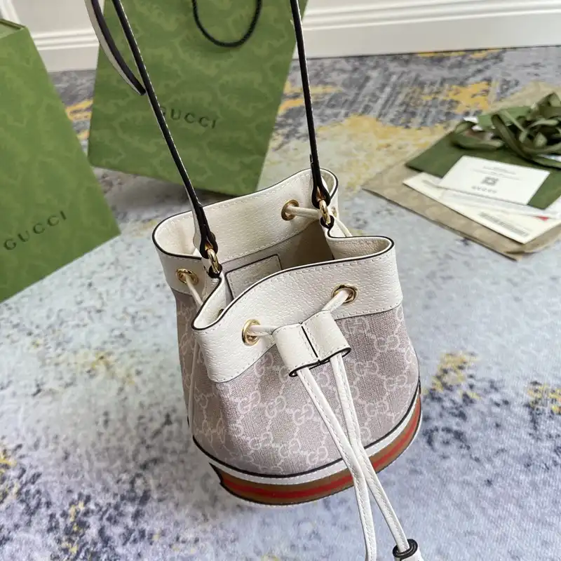 G*u*i bag 2212dj0025