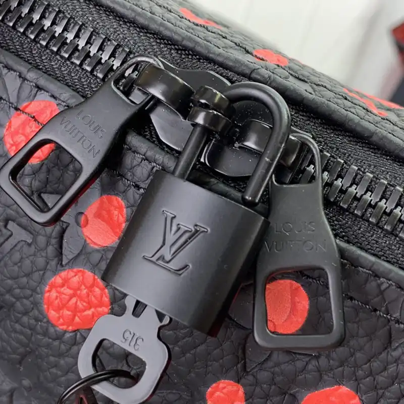 LV Bag 2304DJ0004