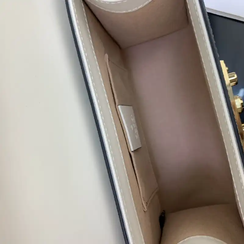 G*u*i bag 2309ya0065