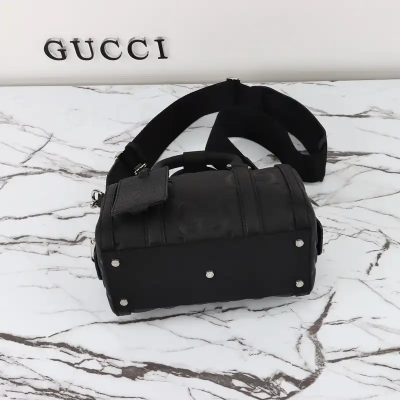 G*u*i bag 2309ya0171