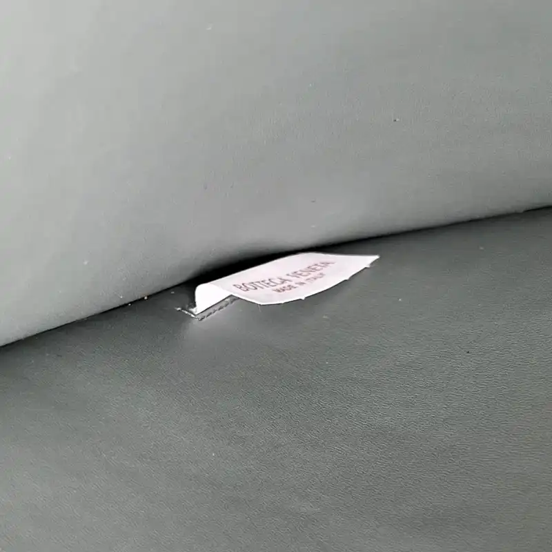 Bottega Veneta Bags 2409SF0010