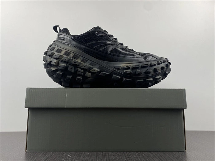 BLCG DEFENDER BLACK 685613 W2RA6 UrbanChic 4456