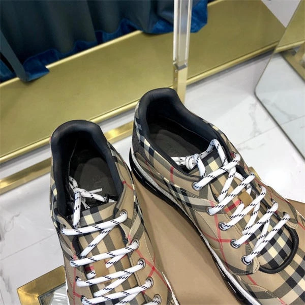 Burberry OdorResistant 2668