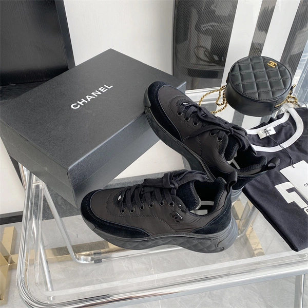 Chanal Sneakers Timeless 2176