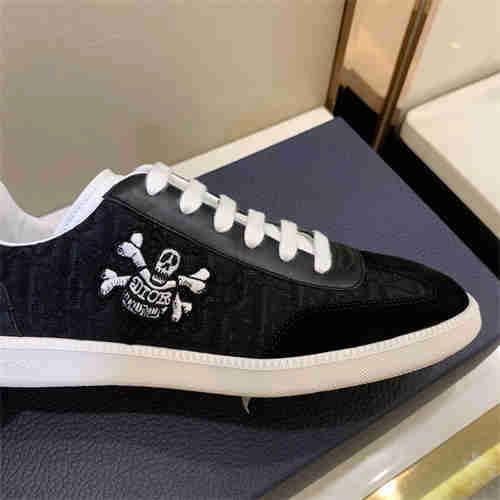 StreetReady DR Sneaker 1136