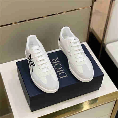 Upgraded DR Sneaker 1143