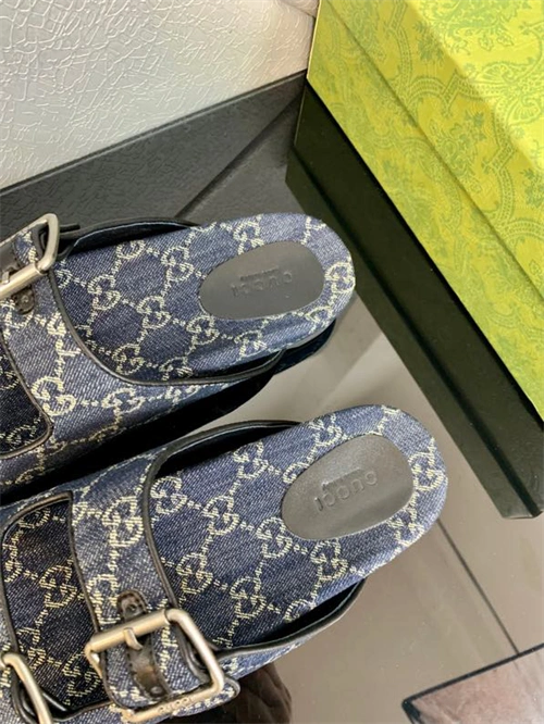 SoftTouch Gocci Slipper 5740