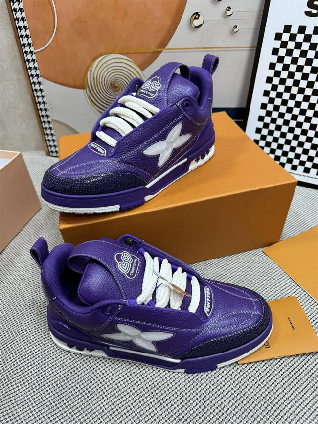 Lv Trainer Sneaker Compact 2059