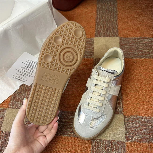 packable ma*s*n Ma*i*la sneaker 3001