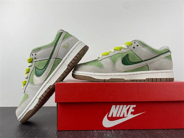 Soft Nike Dunk Low SE 85 Double Swoosh DO9457-100X 4657
