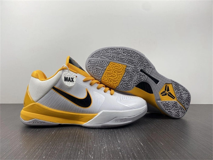 Sophisticated Nike Kobe 386430- 5028