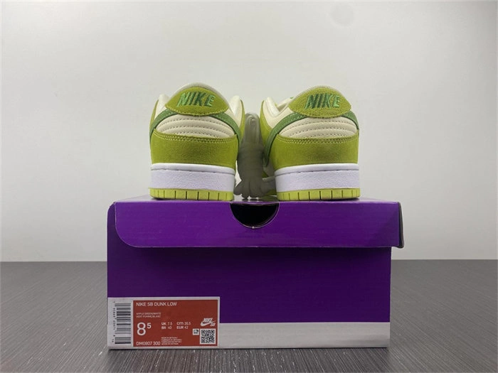 Nike SB Dunk Low Green Apple DM0807- Soft 4729