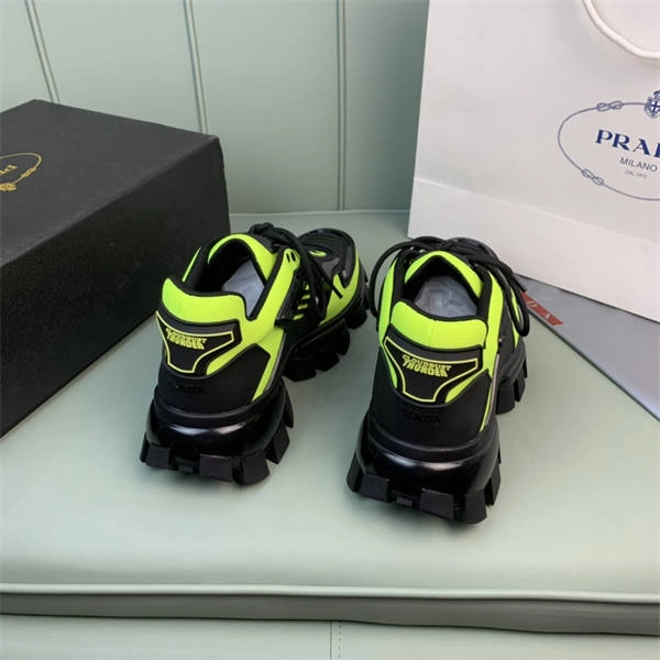 PRADA Sophisticated 3234