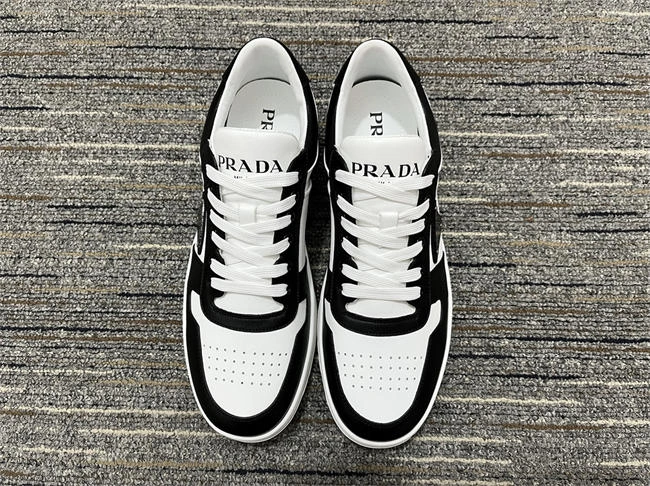 Neat Prada Sneaker 3373