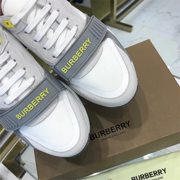 bvrberry MJ FashionForward 2656